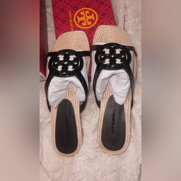 NIB Tory Burch sandals - Picture 4 of 11